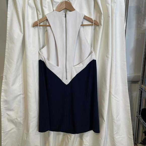 Alice + Olivia white and navy dress  with back cutouts - Picture 2 of 6